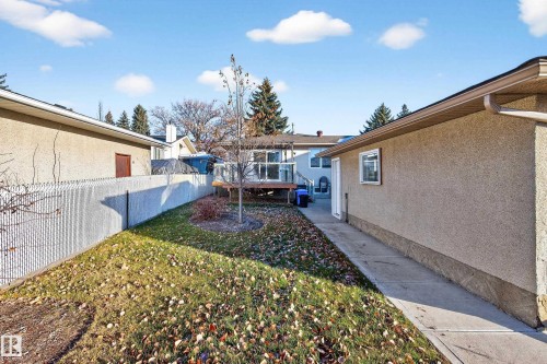 743 Lee Ridge Road Nw, Edmonton, AB - Outdoor