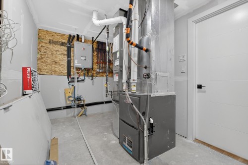 1075 Goldfinch Way, Edmonton, AB - Indoor Photo Showing Basement