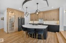 1075 Goldfinch Way, Edmonton, AB  - Indoor Photo Showing Kitchen 