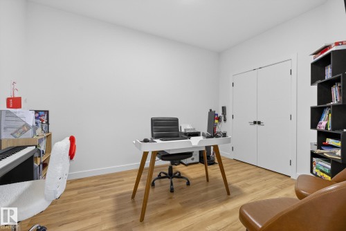 1075 Goldfinch Way, Edmonton, AB - Indoor Photo Showing Office