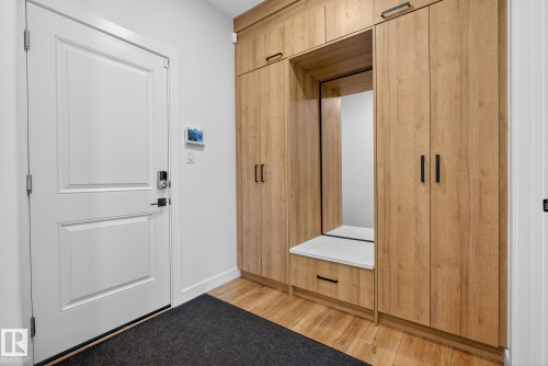 1075 Goldfinch Way, Edmonton, AB - Indoor Photo Showing Other Room