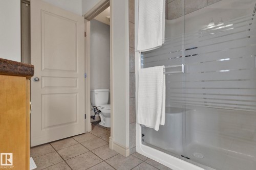 7445 162 Avenue, Edmonton, AB - Indoor Photo Showing Bathroom