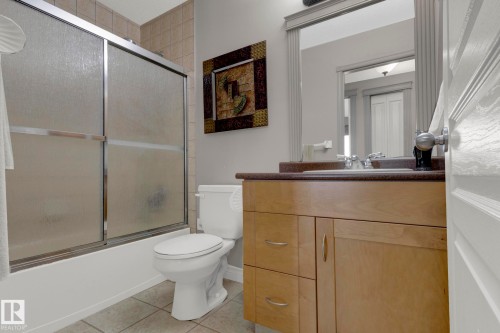 7445 162 Avenue, Edmonton, AB - Indoor Photo Showing Bathroom