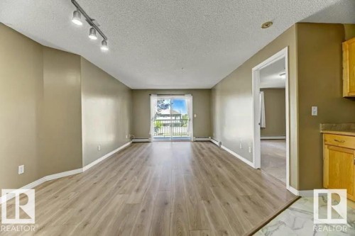 211 245 Edwards Dr Sw, Edmonton, AB - Indoor