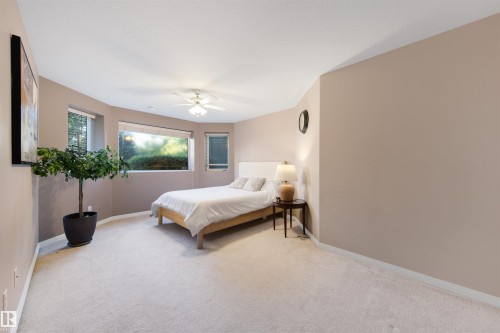 201 Erin Ridge Drive, St. Albert, AB - Indoor Photo Showing Bedroom