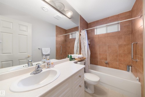 201 Erin Ridge Drive, St. Albert, AB - Indoor Photo Showing Bathroom