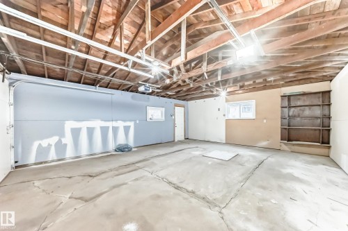 12837 90 Street, Edmonton, AB - Indoor