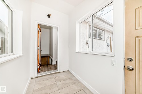 12837 90 Street, Edmonton, AB - Indoor Photo Showing Other Room