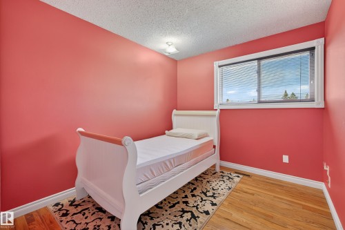 15231 119A Street, Edmonton, AB - Indoor Photo Showing Bedroom