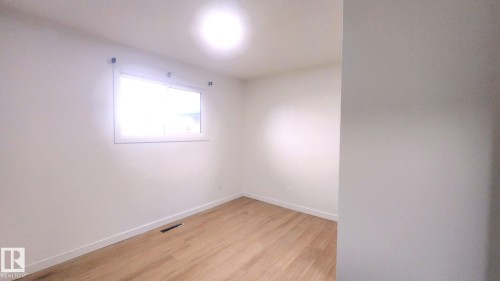 11516 133A Avenue, Edmonton, AB - Indoor Photo Showing Other Room