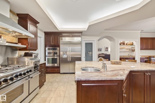 10309 Villa Avenue, Edmonton, AB - Indoor Photo Showing Kitchen With Upgraded Kitchen