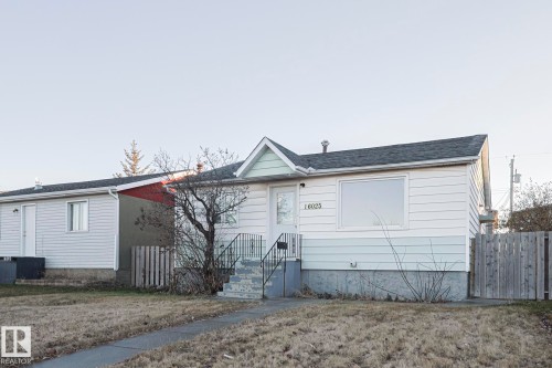 16025 100A Avenue, Edmonton, AB - Outdoor