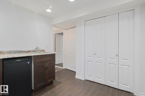 16025 100A Avenue, Edmonton, AB - Indoor