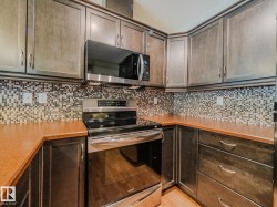 12 671 SILVER BERRY Road  Edmonton, AB T6T 0B7