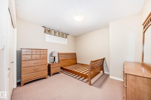 203 Darlington Crescent, Edmonton, AB - Indoor
