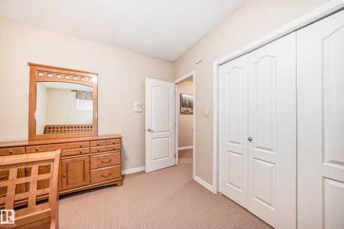 203 Darlington Crescent, Edmonton, AB - Indoor