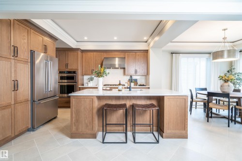 1611 14 Street, Edmonton, AB - Indoor Photo Showing Kitchen