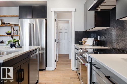 9389 Cooper Bend Bend, Edmonton, AB - Indoor Photo Showing Kitchen With Upgraded Kitchen