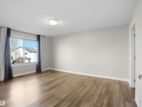 4534 162 Avenue, Edmonton, AB - Indoor Photo Showing Other Room