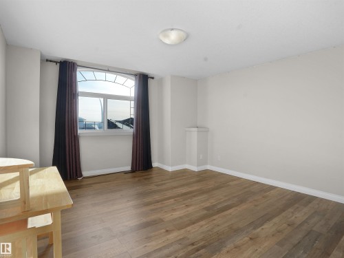 4534 162 Avenue, Edmonton, AB - Indoor Photo Showing Other Room