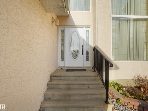 4534 162 Avenue, Edmonton, AB - Outdoor