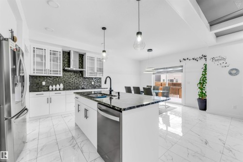 1216 15 Street, Edmonton, AB - Indoor Photo Showing Kitchen With Stainless Steel Kitchen With Upgraded Kitchen