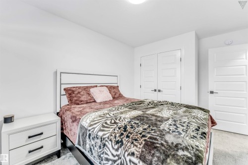 1216 15 Street, Edmonton, AB - Indoor Photo Showing Bedroom