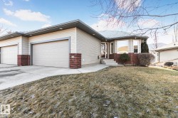 29 18 CHARLTON Way  Sherwood Park, AB T8H 2L6