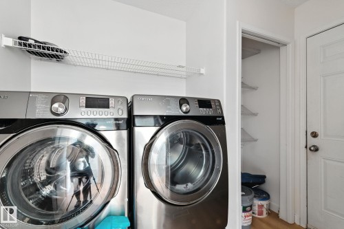 7836 7 Avenue, Edmonton, AB - Indoor Photo Showing Laundry Room