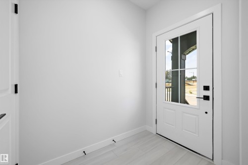 2109 Crossbill Lane, Edmonton, AB - Indoor Photo Showing Other Room