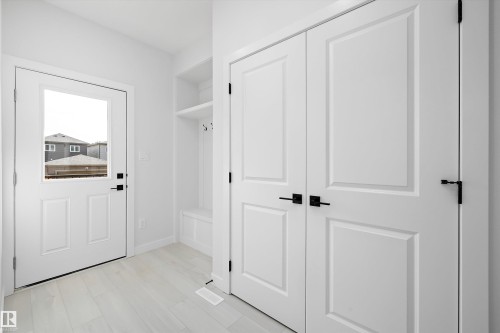 2109 Crossbill Lane, Edmonton, AB - Indoor Photo Showing Other Room