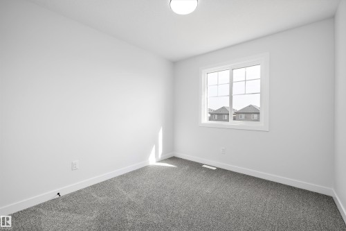 2109 Crossbill Lane, Edmonton, AB - Indoor Photo Showing Other Room