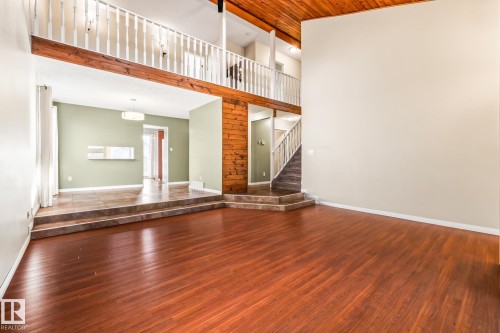 11907 164 Avenue  Edmonton, AB T5X 5C1