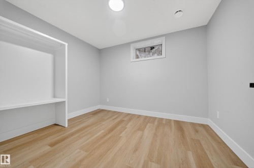7820 22 Ave, Edmonton, AB - Indoor Photo Showing Other Room