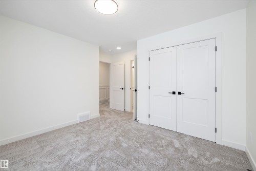 6879 Knox Loop, Edmonton, AB - Indoor Photo Showing Other Room
