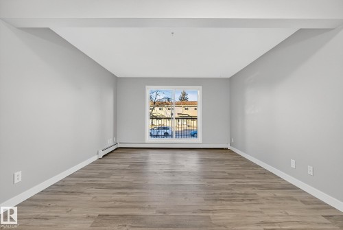 222 1180 Hyndman Road, Edmonton, AB - Indoor Photo Showing Other Room