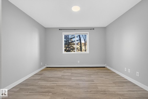 222 1180 Hyndman Road, Edmonton, AB - Indoor Photo Showing Other Room