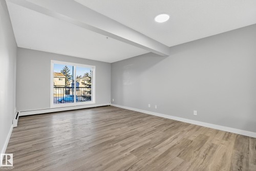 222 1180 Hyndman Road, Edmonton, AB - Indoor