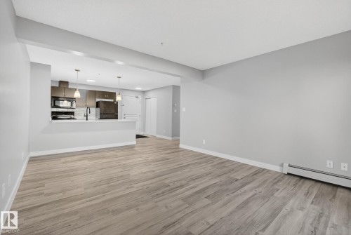 222 1180 Hyndman Road, Edmonton, AB - Indoor Photo Showing Other Room