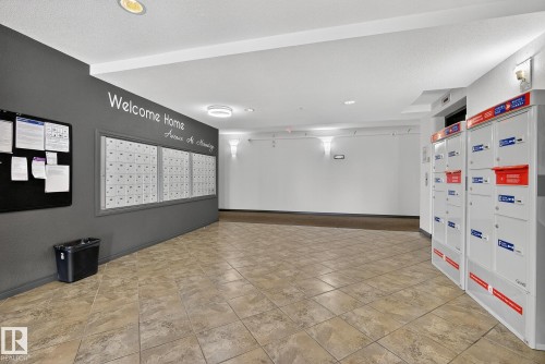 222 1180 Hyndman Road, Edmonton, AB - Indoor Photo Showing Other Room