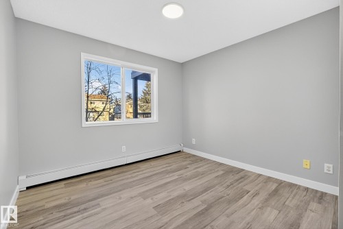 222 1180 Hyndman Road, Edmonton, AB - Indoor Photo Showing Other Room