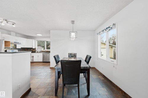 4240 86 Street, Edmonton, AB - Indoor