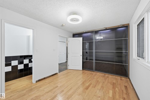 4240 86 Street, Edmonton, AB - Indoor Photo Showing Other Room