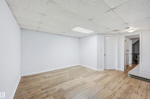 4240 86 Street, Edmonton, AB - Indoor Photo Showing Other Room