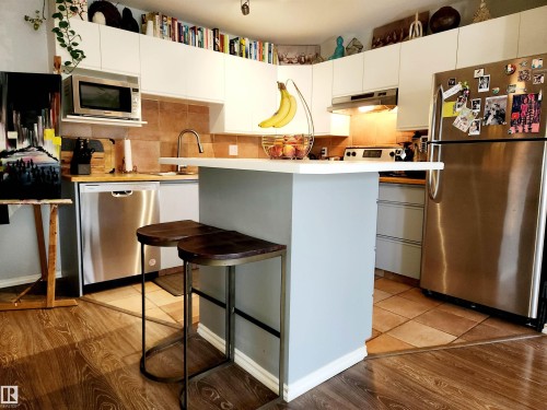 318 10508 119 Street, Edmonton, AB - Indoor Photo Showing Kitchen With Upgraded Kitchen