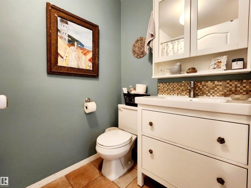 318 10508 119 Street, Edmonton, AB - Indoor Photo Showing Bathroom
