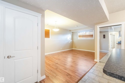 Edmonton, AB - Indoor Photo Showing Other Room