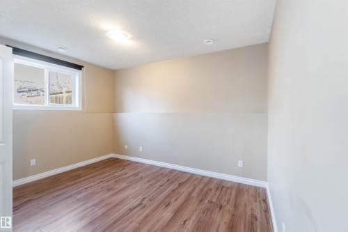 Edmonton, AB - Indoor Photo Showing Other Room