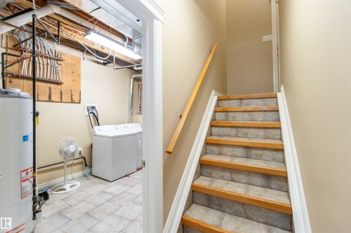 Edmonton, AB - Indoor Photo Showing Laundry Room