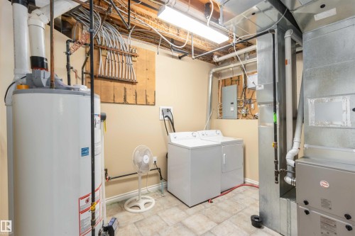 Edmonton, AB - Indoor Photo Showing Laundry Room
